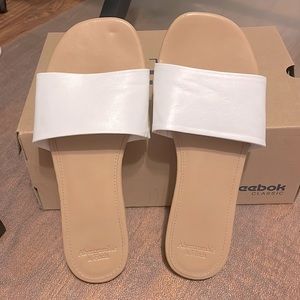 Abercrombie and Fitch Nude Sandal